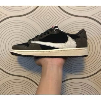 NK SB Dunk Bajo Travieso Scott Cactus Jack