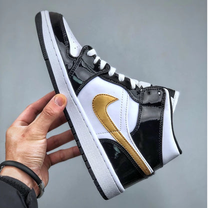 Nike Air Jordan Aj1 Mid Negro Oro