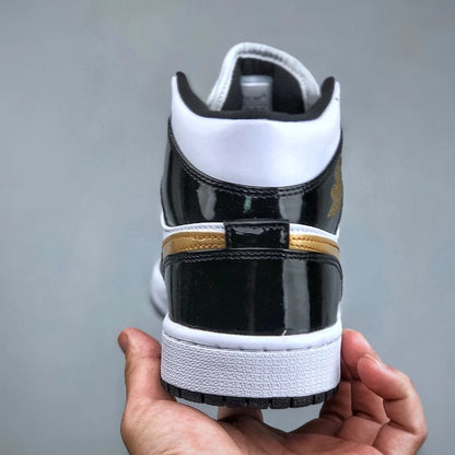 Nike Air Jordan Aj1 Mid Negro Oro